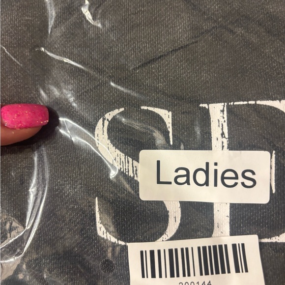 NWT Seint “Saint” Black Slightly Cropped Vintage Wash Sweatshirt Multiple Sizes - Picture 6 of 6